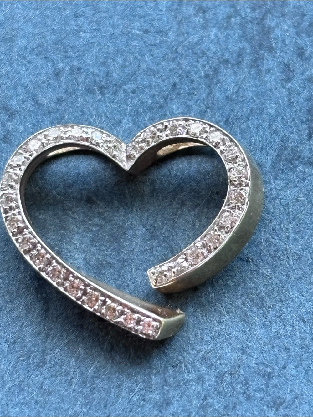 14k 585 diamond heart pendant